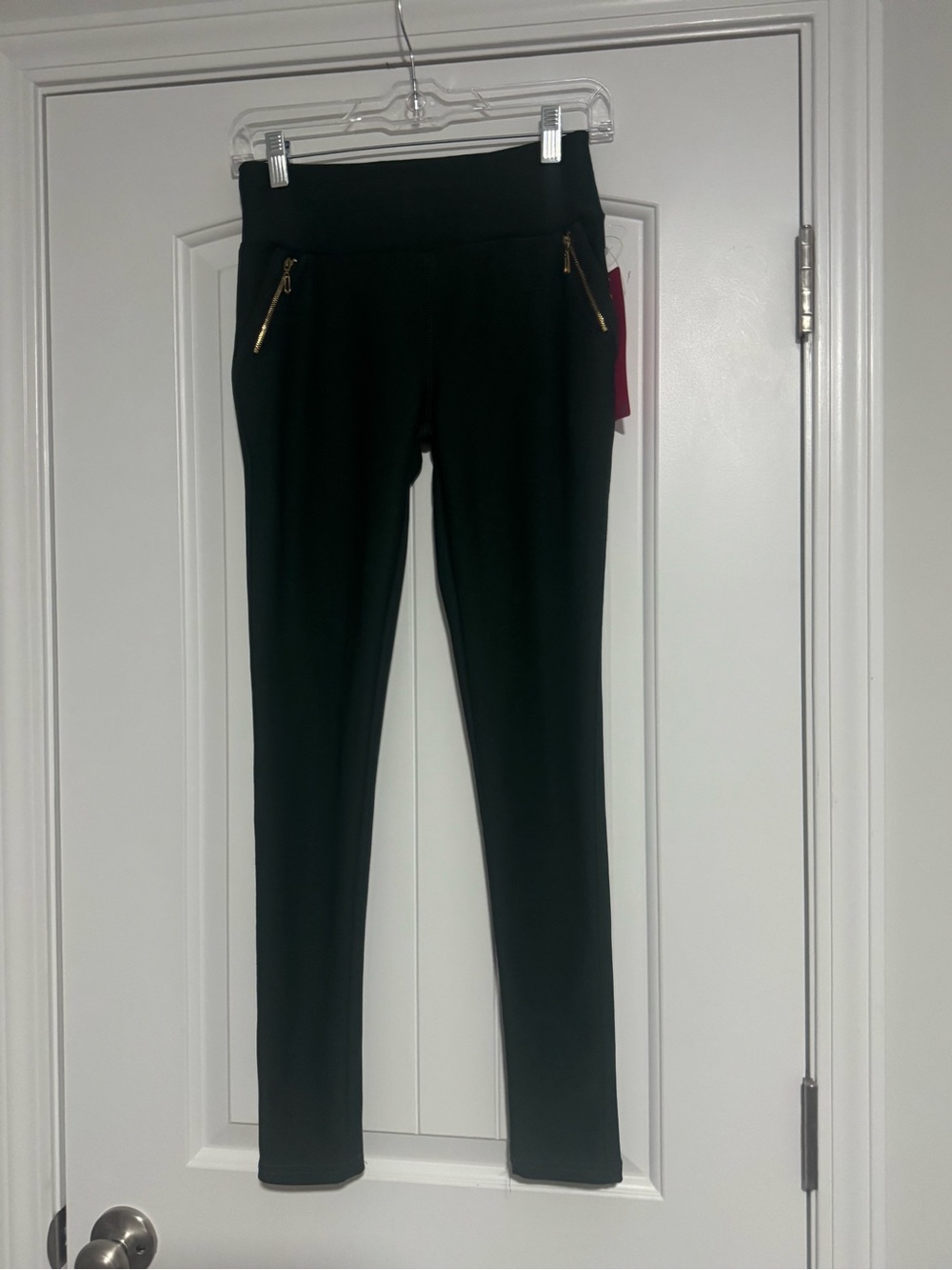 shosho Black High-Rise Ponte Leggings with Gold Zip Pockets